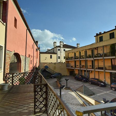 Appartement Welc-Om Casa A Colori Nel Borgo à Monselice Extérieur photo